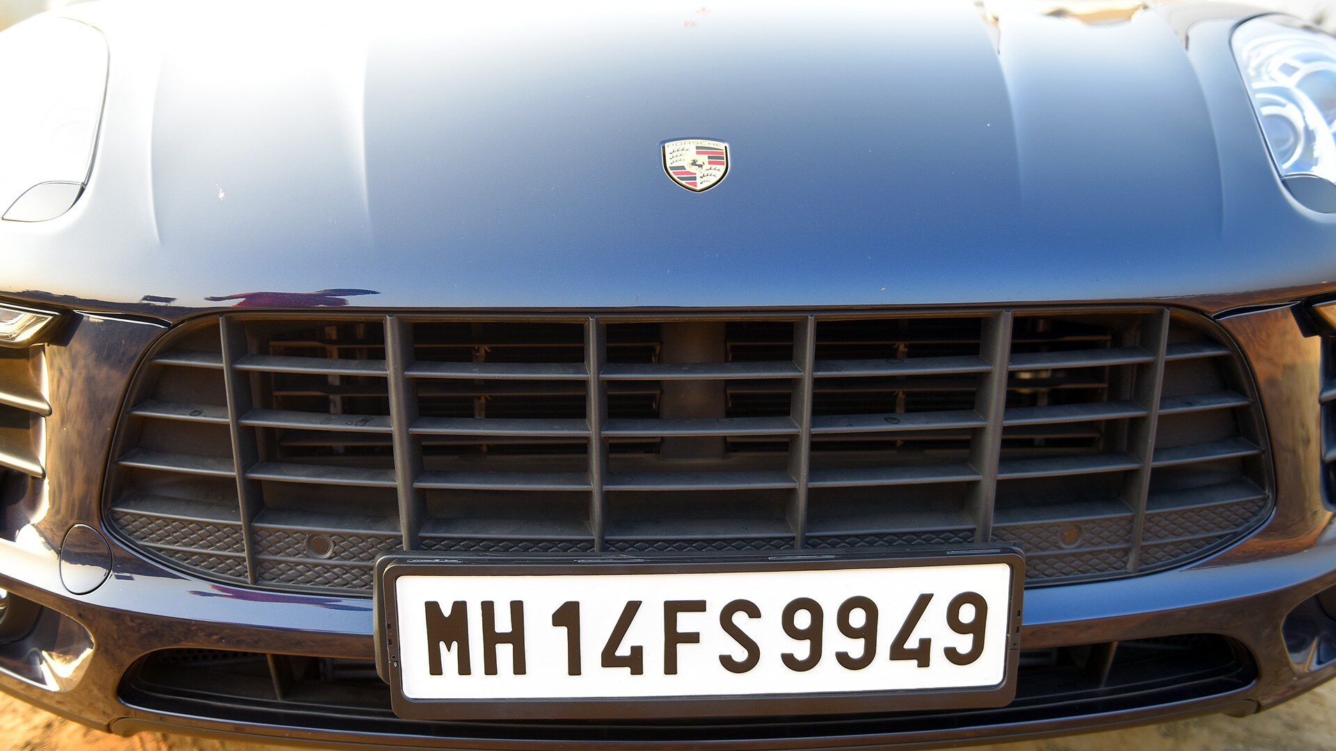 Porsche Macan 2016 R4 Exterior